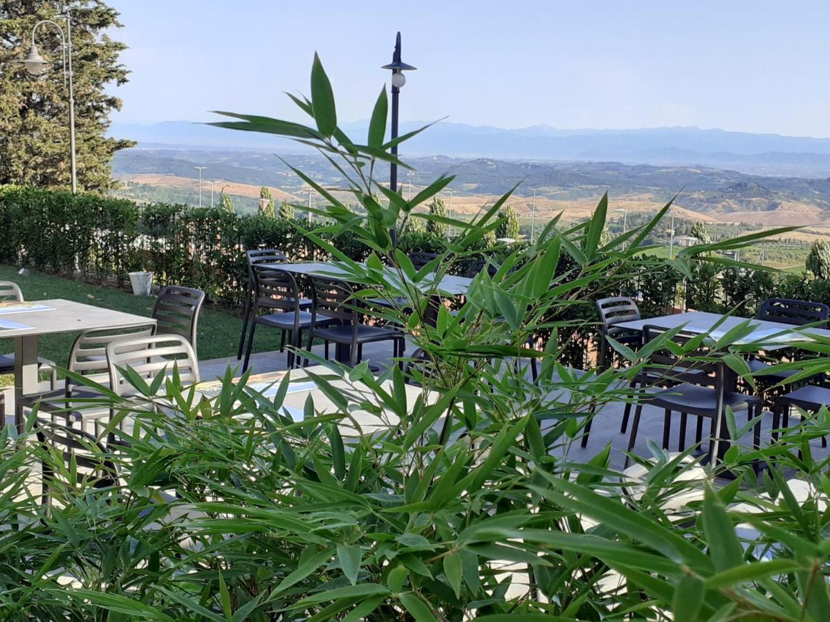 מונטאיונה Hotel Le Macine מראה חיצוני תמונה
