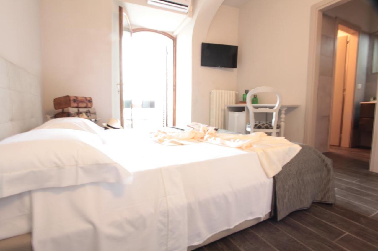 מונטאיונה Hotel Le Macine מראה חיצוני תמונה